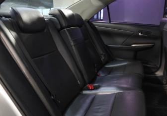 Подержанный автомобиль Toyota Camry Sedan 2011 года (11 фото)