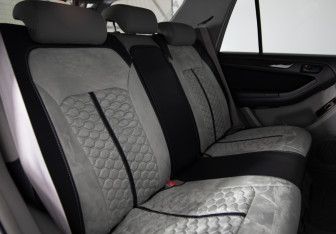 Подержанный автомобиль Toyota 4Runner 2009 года (13 фото)