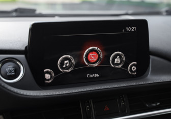 Подержанный автомобиль Mazda 6 Sedan 2018 года (18 фото)