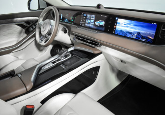 Подержанный автомобиль Voyah Free 2023 года (15 фото)