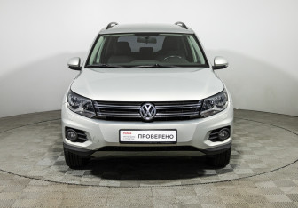 Подержанный автомобиль Volkswagen Tiguan 2013 года (2 фото)