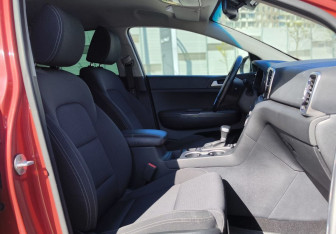 Подержанный автомобиль Kia Sportage 2017 года (14 фото)