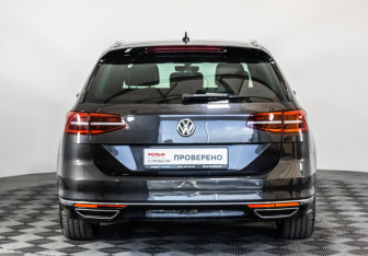 Подержанный автомобиль Volkswagen Passat Wagon 2018 года (6 фото)