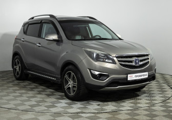 Подержанный автомобиль Changan CS35 2014 года (3 фото)