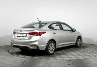 Подержанный автомобиль Hyundai Solaris Sedan 2017 года (5 фото)