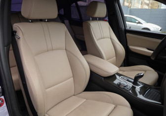 Подержанный автомобиль BMW X4 2014 года (24 фото)