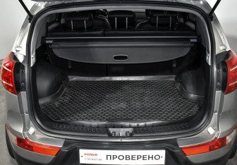 Подержанный автомобиль Kia Sportage 2012 года (18 фото)