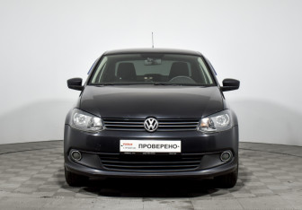 Подержанный автомобиль Volkswagen Polo Sedan 2011 года (2 фото)