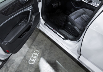 Подержанный автомобиль Audi A6 Sedan 2020 года (22 фото)