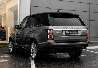 Подержанный автомобиль Land Rover Range Rover 2019 года (27 фото)