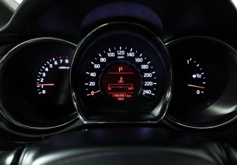 Подержанный автомобиль Kia Ceed Hatchback 2014 года (12 фото)