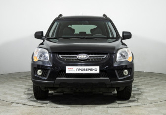 Подержанный автомобиль Kia Sportage 2010 года (2 фото)