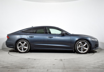 Подержанный автомобиль Audi A7 2018 года (4 фото)
