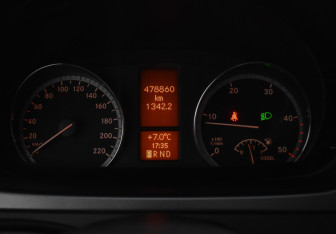 Подержанный автомобиль Mercedes-Benz Viano 2007 года (20 фото)