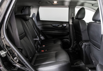 Подержанный автомобиль Nissan X-Trail 2020 года (21 фото)