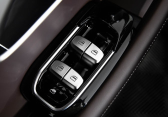 Подержанный автомобиль Exeed TXL 2024 года (15 фото)