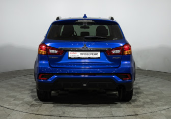 Подержанный автомобиль Mitsubishi ASX 2019 года (6 фото)