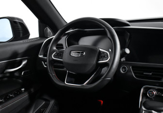 Подержанный автомобиль Geely Tugella 2023 года (21 фото)
