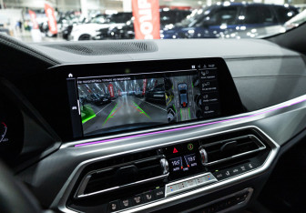 Подержанный автомобиль BMW X6 2022 года (28 фото)