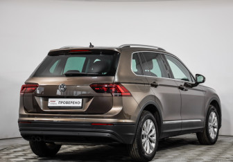 Подержанный автомобиль Volkswagen Tiguan 2017 года (5 фото)