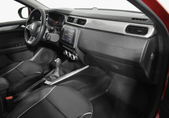 Подержанный автомобиль Renault Arkana 2020 года (12 фото)