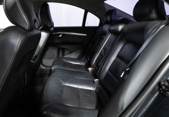 Подержанный автомобиль Volvo S80 2010 года (10 фото)