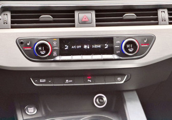 Подержанный автомобиль Audi A5 Liftback 2018 года (18 фото)