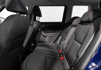 Подержанный автомобиль Skoda Yeti 2010 года (12 фото)