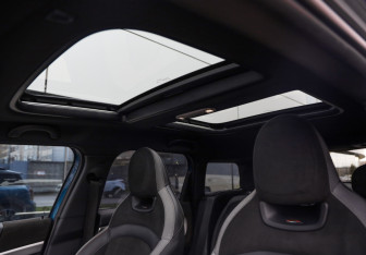 Подержанный автомобиль MINI Countryman 2021 года (31 фото)