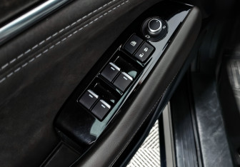 Подержанный автомобиль Mazda 6 Sedan 2023 года (10 фото)