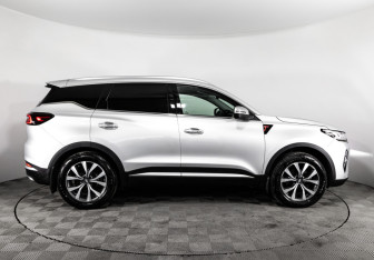 Подержанный автомобиль Chery Tiggo 7 Pro Max 2023 года (4 фото)