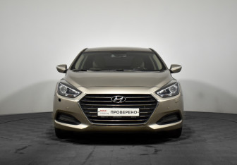 Подержанный автомобиль Hyundai i40 Sedan 2015 года (2 фото)