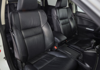 Подержанный автомобиль Honda CR-V 2014 года (23 фото)