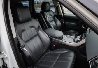 Подержанный автомобиль Land Rover Range Rover Sport 2015 года (31 фото)