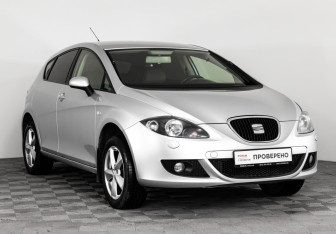 Подержанный автомобиль SEAT Leon Hatchback 2008 года (3 фото)