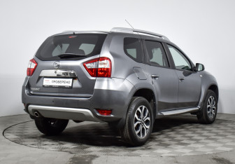 Подержанный автомобиль Nissan Terrano 2017 года (5 фото)
