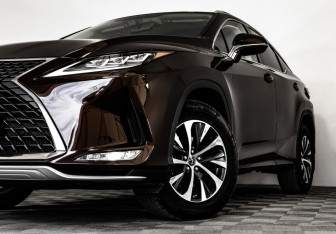 Подержанный автомобиль Lexus RX 2019 года (2 фото)
