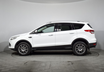 Подержанный автомобиль Ford Kuga 2013 года (8 фото)