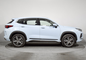 Подержанный автомобиль Exeed LX 2023 года (4 фото)