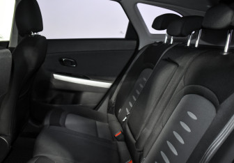 Подержанный автомобиль Kia Ceed Wagon 2013 года (12 фото)