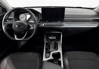 Подержанный автомобиль Geely Emgrand 2023 года (14 фото)