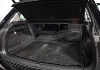 Подержанный автомобиль Volkswagen Tiguan 2020 года (29 фото)