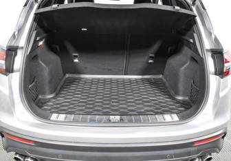 Подержанный автомобиль Geely Coolray 2023 года (23 фото)