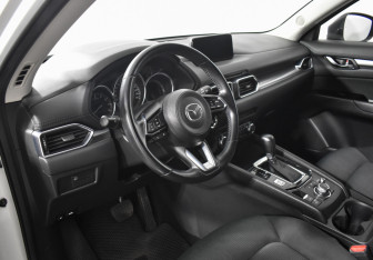 Подержанный автомобиль Mazda CX-5 2018 года (9 фото)
