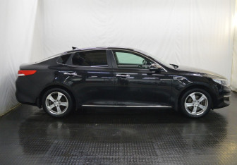 Подержанный автомобиль Kia Optima Sedan 2017 года (4 фото)