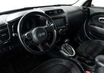Подержанный автомобиль Kia Soul 2018 года (11 фото)
