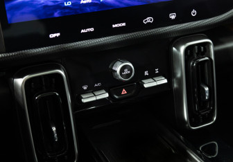 Подержанный автомобиль Haval Dargo 2023 года (19 фото)