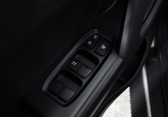 Подержанный автомобиль Hyundai Creta 2017 года (10 фото)