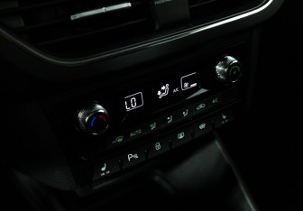 Подержанный автомобиль Skoda Rapid Liftback 2021 года (17 фото)