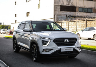 Подержанный автомобиль Hyundai Creta 2022 года (5 фото)